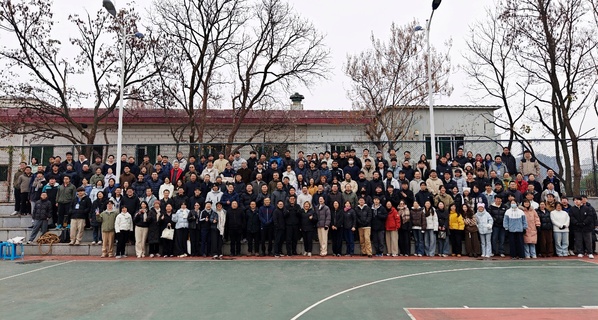 师生同场竞技，赛场温情凝聚——地空学院师生拔河赛圆满收官！